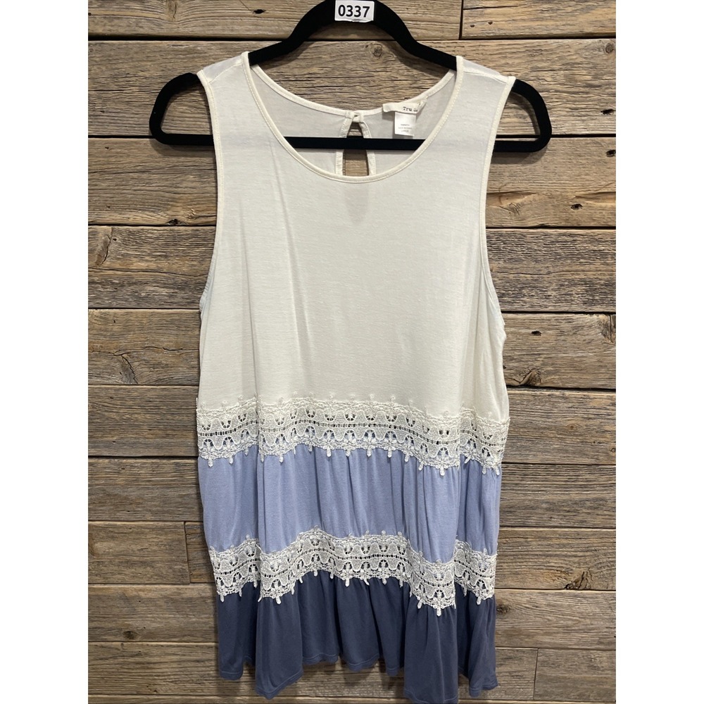 True Self Women's Sleeveless‎ White And Blue Lace Accents Dress Size Large